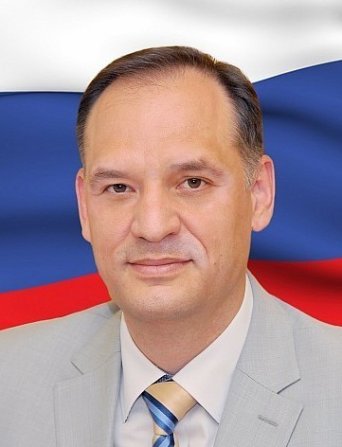В.Л.Аджиенко. Директор института, зав.кафедрой экономики и организации здравоохранения и фармации