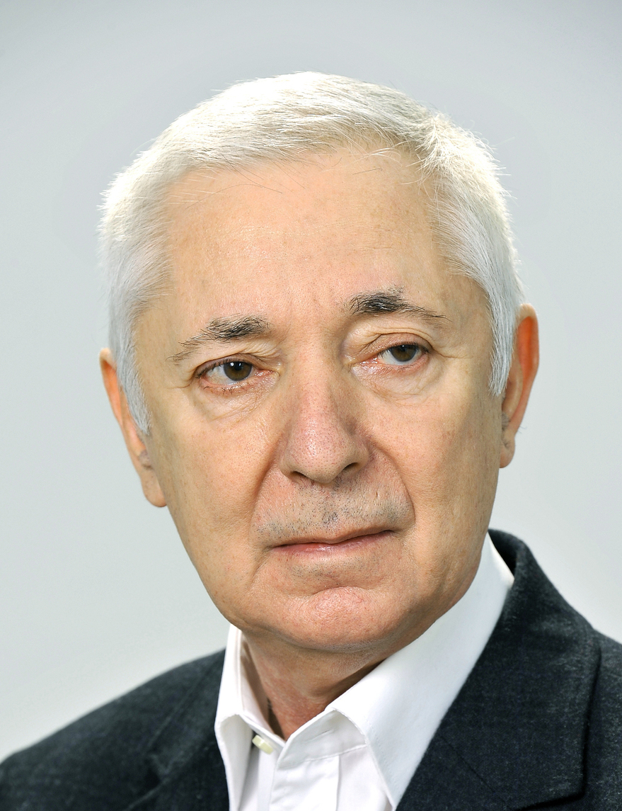 В.В.Мелик-Гусейнов, профессор кафедры фармации ФПО